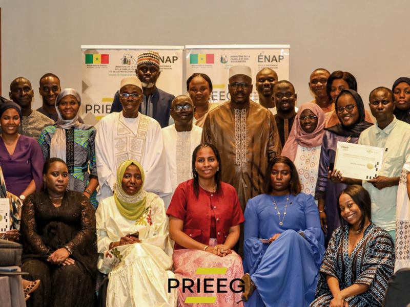 Des participantes et participants lors de la clôture de la Certification universitaire en performance publique avec nos cinq ministères clés. 