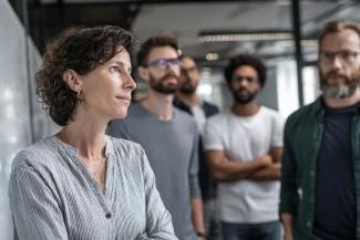 Groupe de personnes en atelier de travail